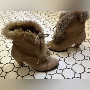 Vintage Italian Suede Leather Taupe Booties with Real Fur Women’s Size 5.5